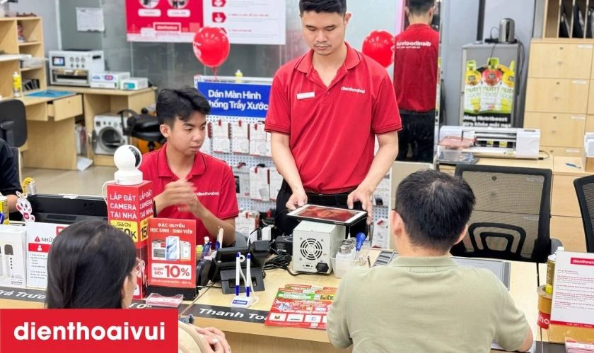 Bàn giao thiết bị lại cho khách hàng