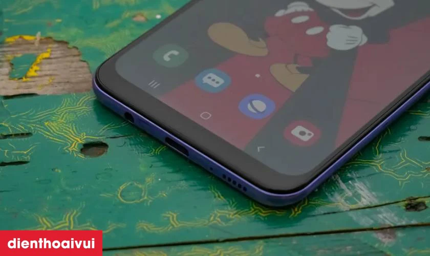 Các dấu hiệu nhận biết bạn cần thay chân sạc Samsung Galaxy A01