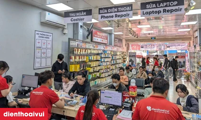 Dịch vụ thay ch&acirc;n sạc Samsung