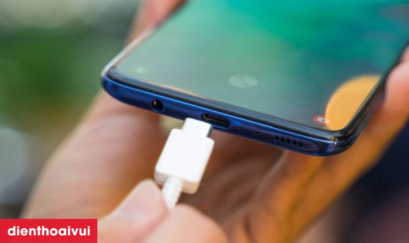Khi nào bạn cần thay chân sạc Samsung Galaxy A14 5G?