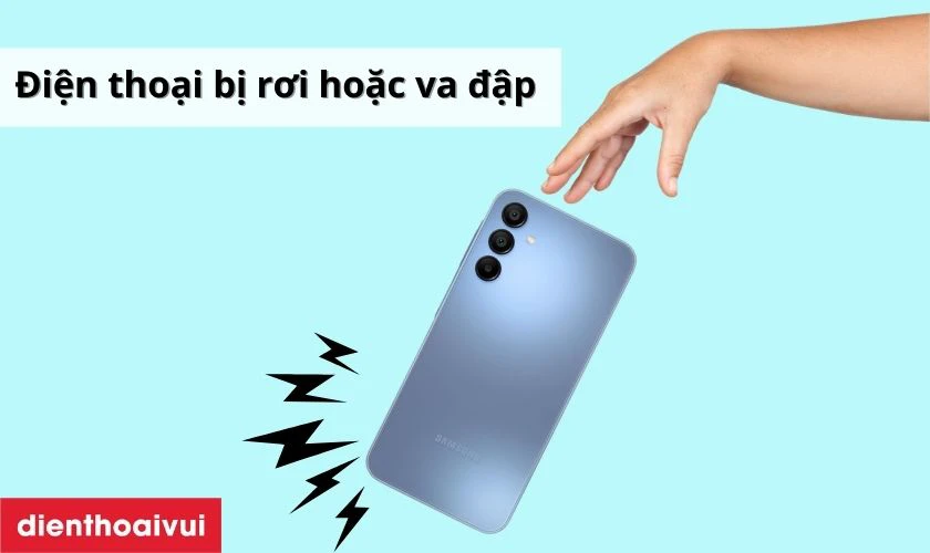 Va đập mạnh c&oacute; thể l&agrave;m hỏng ch&acirc;n sạc