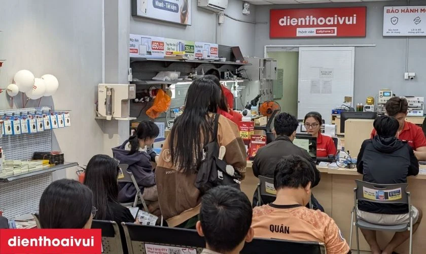 Vì sao nên thay chân sạc Samsung Galaxy A22 tại Điện Thoại Vui?