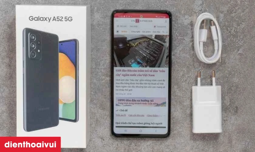 Hướng dẫn c&aacute;ch sạc điện thoại Samsung Galaxy A52 5G an to&agrave;n