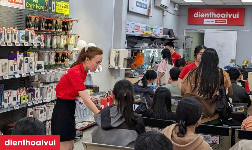 Quy trình thay chân sạc Samsung Galaxy A9 2018 lấy liền tại Điện Thoại Vui