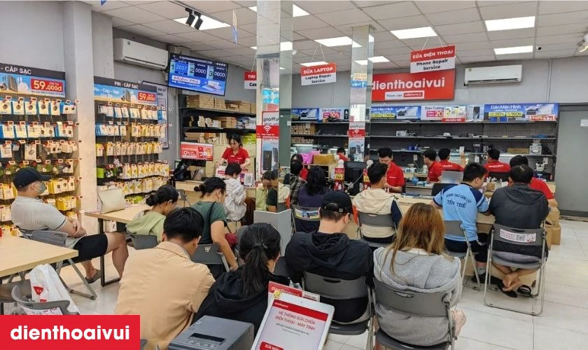 Địa chỉ thay ch&acirc;n sạc Samsung Galaxy S23 FE ở đ&acirc;u ch&iacute;nh h&atilde;ng