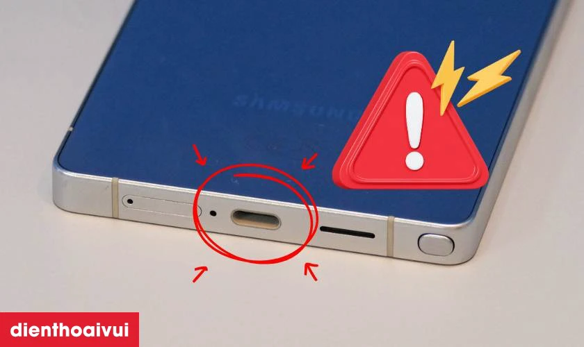 Khi n&agrave;o bạn cần thay ch&acirc;n sạc Samsung Galaxy S25 Ultra?