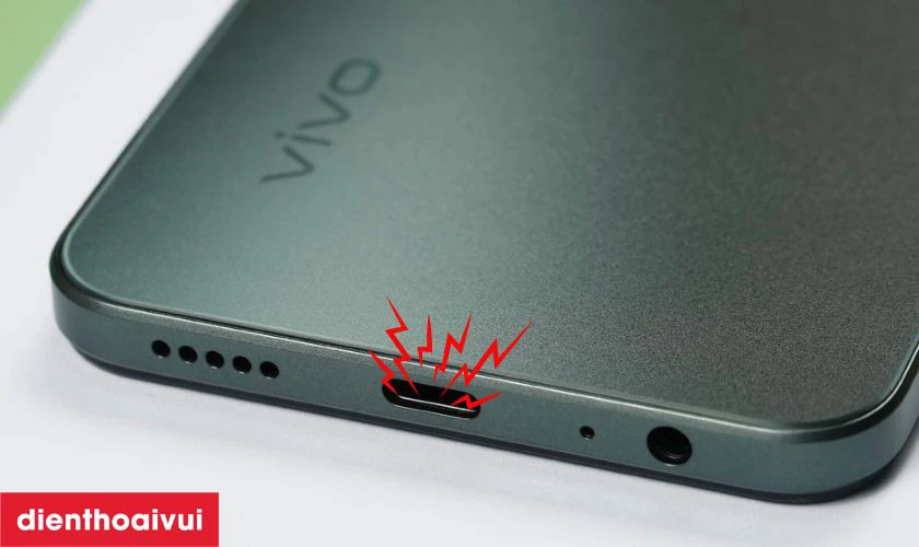 Khi n&agrave;o bạn cần thay ch&acirc;n sạc Vivo Y17S?