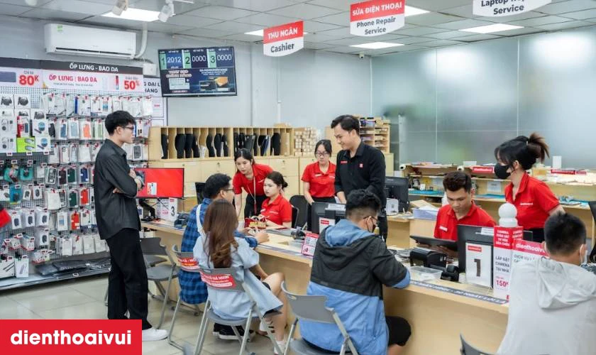 Địa chỉ thay ch&acirc;n sạc Xiaomi Redmi Note 13 Pro 4G ở đ&acirc;u ch&iacute;nh h&atilde;ng?