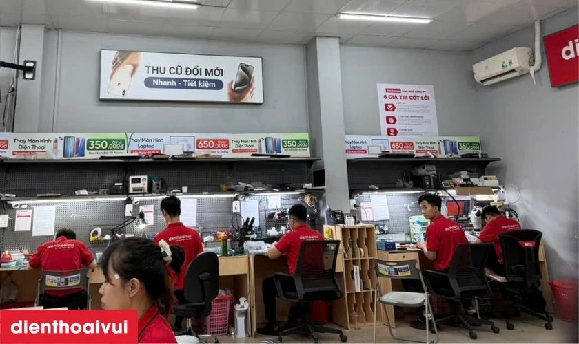 Quy trình thay đế sạc Apple Watch Series 4 40mm tại Điện Thoại Vui