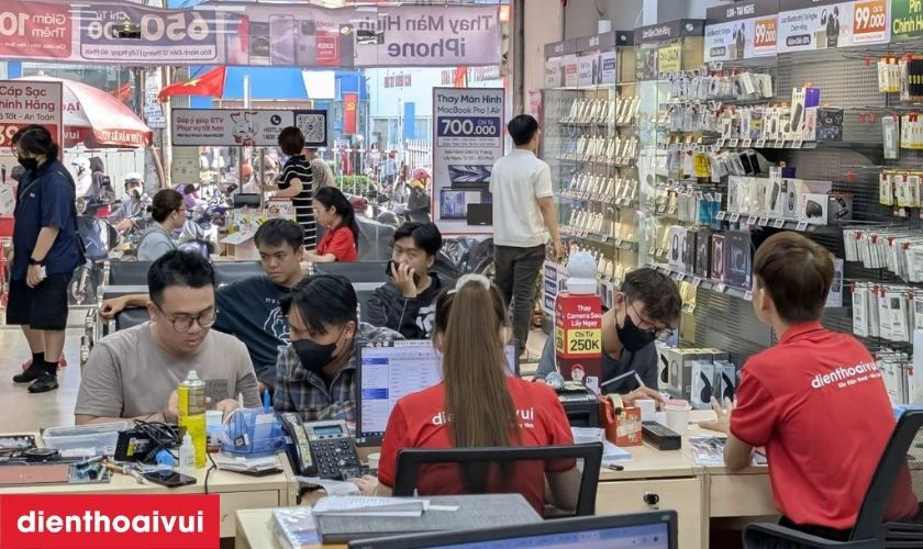Địa chỉ thay đế sạc Apple Watch Series 4 40mm uy tín tại TPHCM & Hà Nội