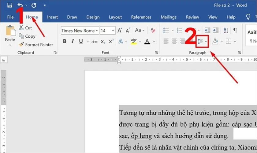 Tại tab Home, bạn chọn biểu tượng giãn dòng trong mục Paragraph