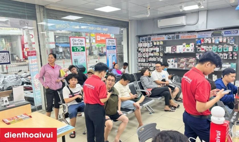 Cửa hàng thay ép kính ZTE ở đâu giá rẻ, lấy liền tại TPHCM và Hà Nội?
