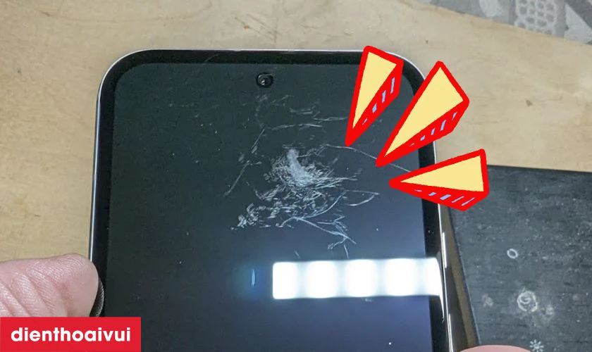 Dấu hiệu cần thay ép kính Google Pixel 9A?
