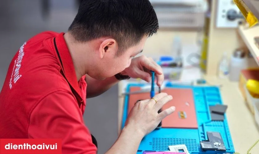 Cửa hàng thay ép kính Honor X8A uy tín, lấy liền giá rẻ tại TPHCM và Hà Nội ở đâu?