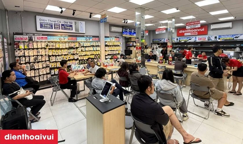 Dịch vụ thay ép kính iPad Mini 4 chính hãng tại Điện Thoại Vui