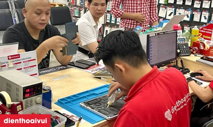 Địa chỉ thay ép kính iPad Pro 10.5 inch chính hãng Feaglet ở đâu uy tín