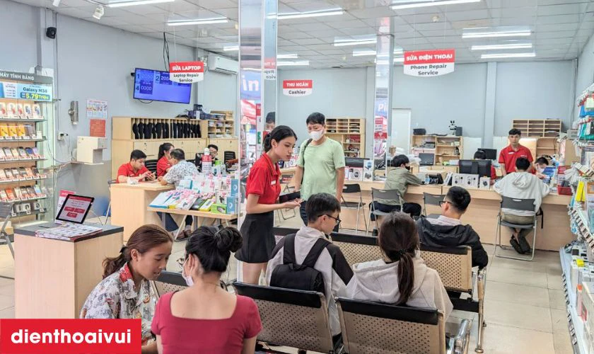Địa chỉ thay ép kính iPad Pro 12.9 2021 uy tín, lấy liền tại TPHCM & Hà Nội