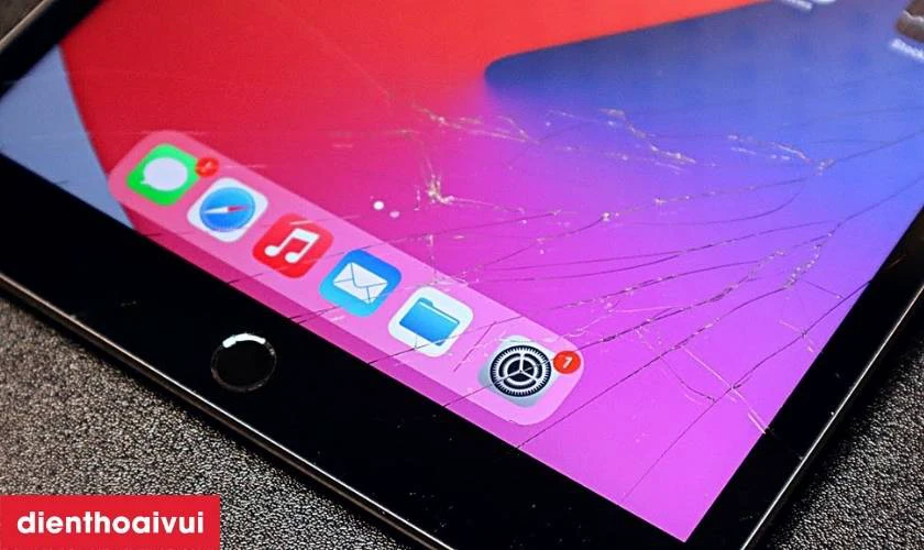Nguyên nhân tại sao iPad dễ bị nứt vỡ mặt kính