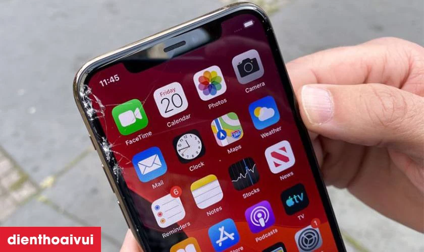 Các dấu hiệu nhận biết bạn cần thay ép kính iPhone 11 Pro Max chính hãng Feaglet mới