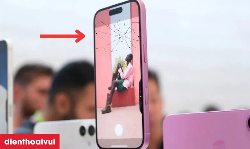 Khi nào bạn cần Thay ép kính iPhone 16 Plus