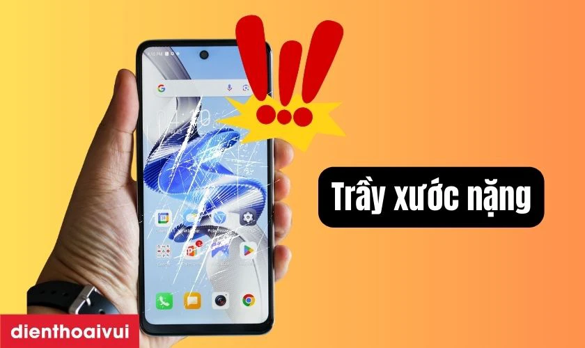 Trường hợp n&agrave;o bạn cần thay &eacute;p k&iacute;nh Itel RS4?