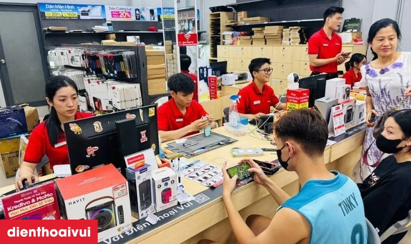 Địa chỉ thay ép kính mặt trong Samsung Galaxy Z Fold 5 chính hãng