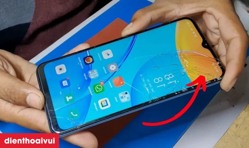 Màn hình có vết nứt, vỡ cần thay ép kính mới để khắc phục