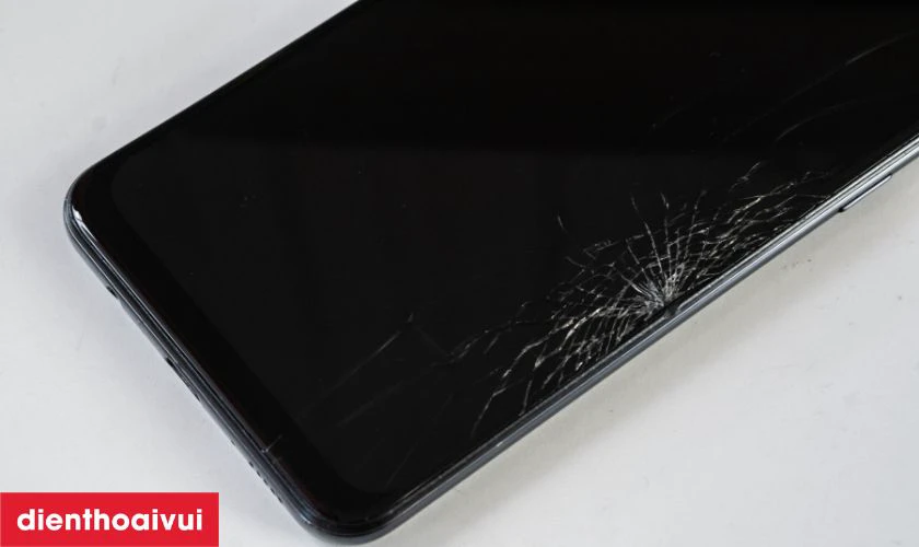 Các dấu hiệu nhận biết bạn cần thay ép kính OPPO A3