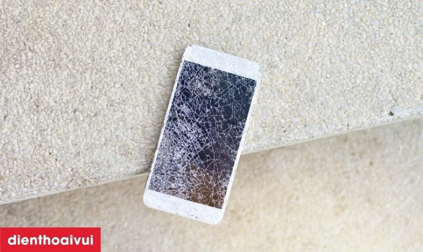 Nguyên nhân mặt kính Oppo F21 Pro bị hư hỏng