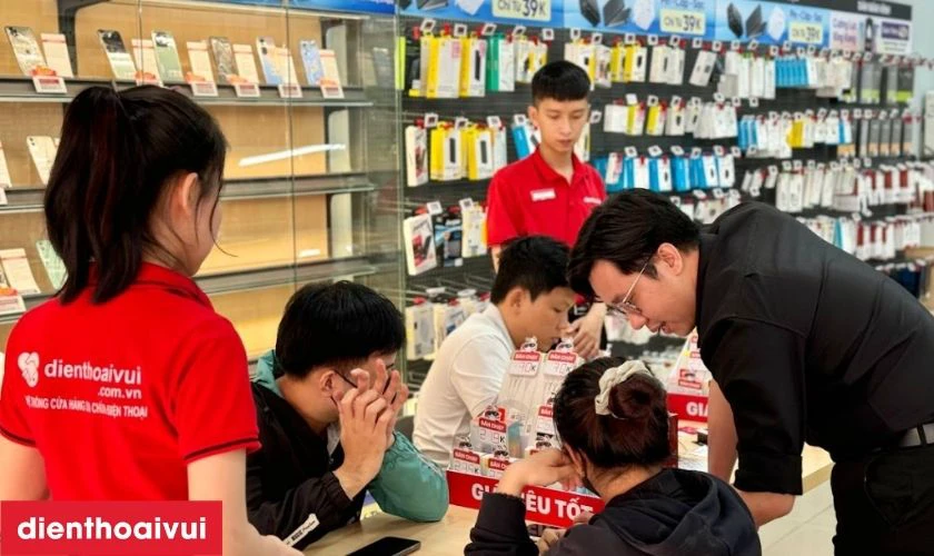 Địa chỉ thay ép kính Oppo K13x uy tín, lấy liền tại TPHCM và Hà Nội