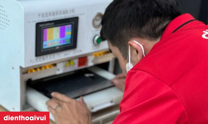 Điện Thoại Vui là địa chỉ thay ép kính uy tín, giá tốt nhiều người tìm đến
