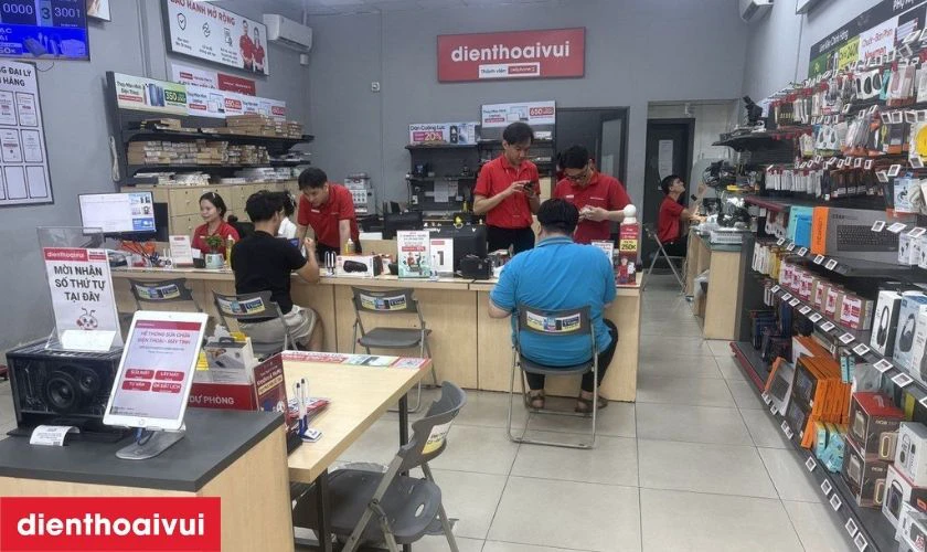 Thay ép kính Oppo Reno 14 uy tín, lấy liền tại Điện Thoại Vui