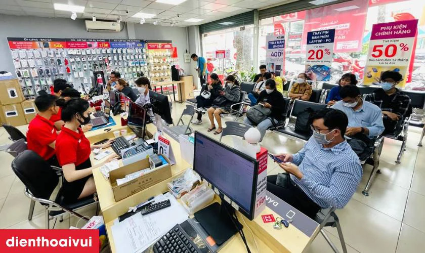 Cửa hàng thay ép kính Realme 12 Pro Plus uy tín, lấy ngay tại TPHCM và Hà Nội ở đâu?