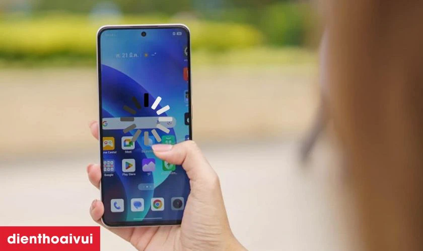 Khi nào bạn cần thay ép kính Realme 13?