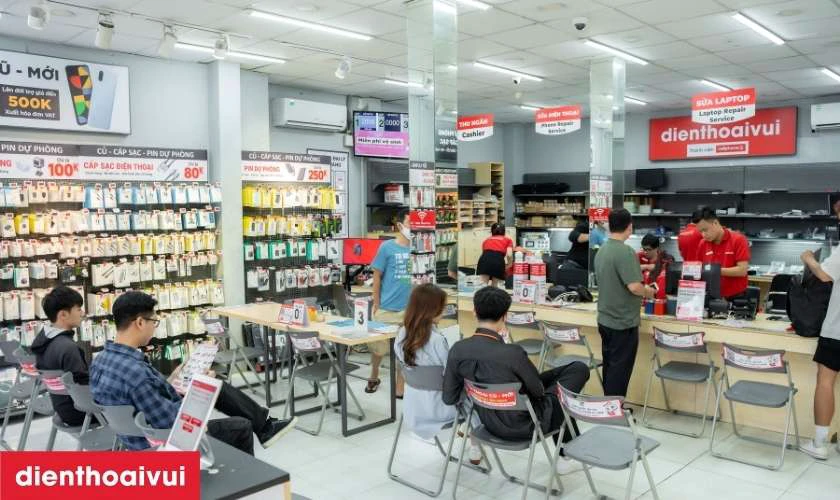 Địa chỉ thay ép kính Realme 14 uy tín, lấy liền tại TPHCM và Hà Nội ở đâu?