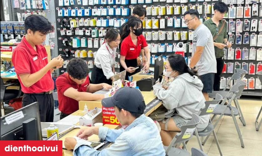 Quy trình thay ép kính Realme 14T chuyên nghiệp tại Điện Thoại Vui