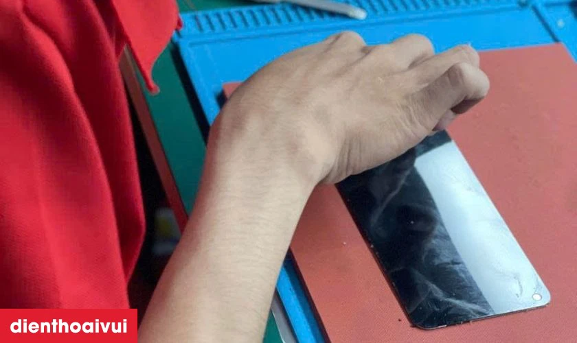 Quy trình thay ép kính Realme