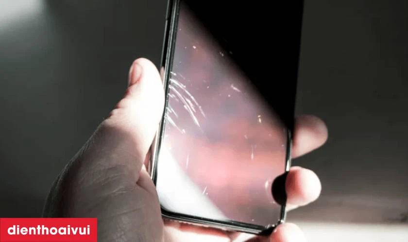 Khi nào bạn cần thay ép kính Realme GT 7 Pro?