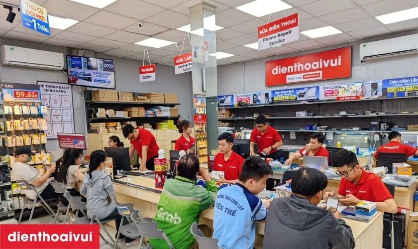 Địa chỉ thay &eacute;p k&iacute;nh Realme Narzo 80 Pro uy t&iacute;n, lấy liền tại TPHCM v&agrave; H&agrave; Nội ở đ&acirc;u?