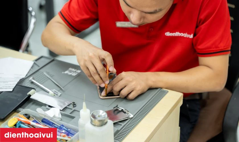 Giao trả máy và bảo hành