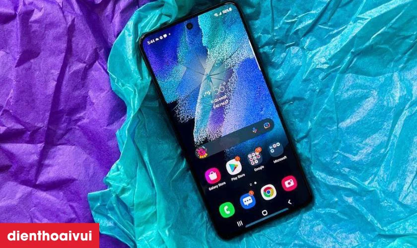Khi nào bạn cần thay ép kính Samsung Galaxy S21 FE