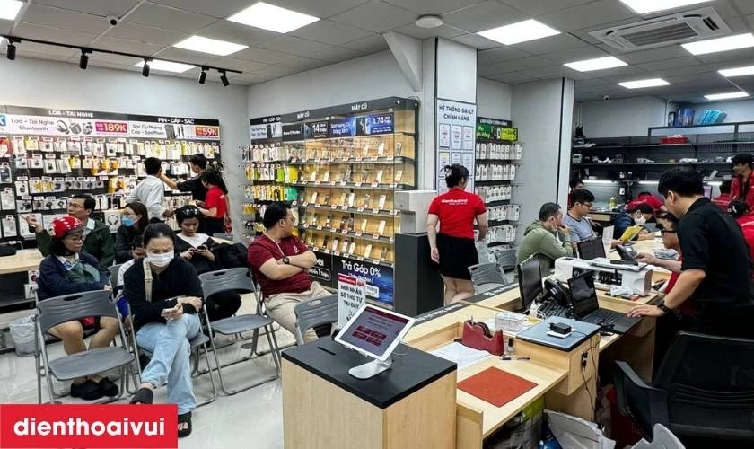 Cửa hàng thay ép kính điện thoại ở đâu uy tín, lấy liền lại TPHCM và Hà Nội