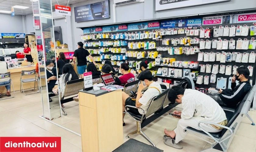 Địa chỉ thay ép kính Samsung Galaxy Z Fold 5 uy tín tại TP.HCM và Hà Nội