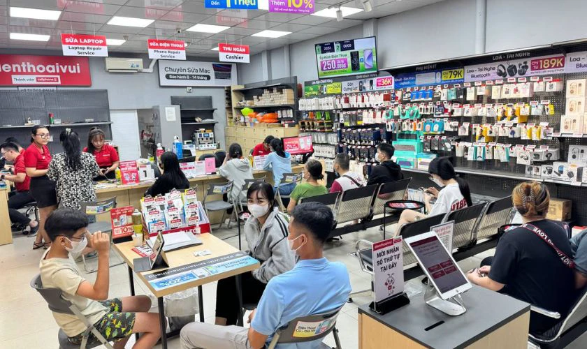 Tại sao nên chọn thay ép kính Samsung Quận 10 tại Điện Thoại Vui?