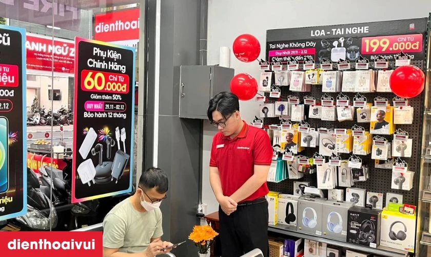 Thay ép kính vivo Y18 lấy liền uy tín đến ngay Điện Thoại Vui