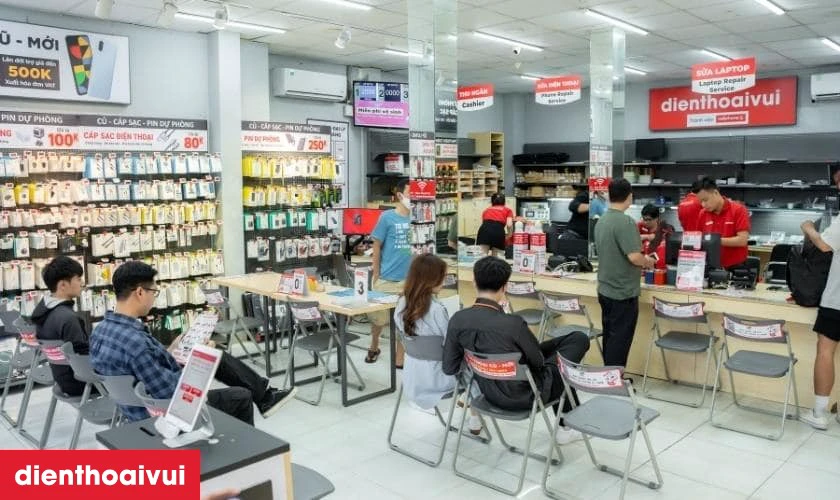 Địa chỉ thay ép kính Xiaomi Poco F7 Ultra chính hãng tại TPHCM và Hà Nội ở đâu