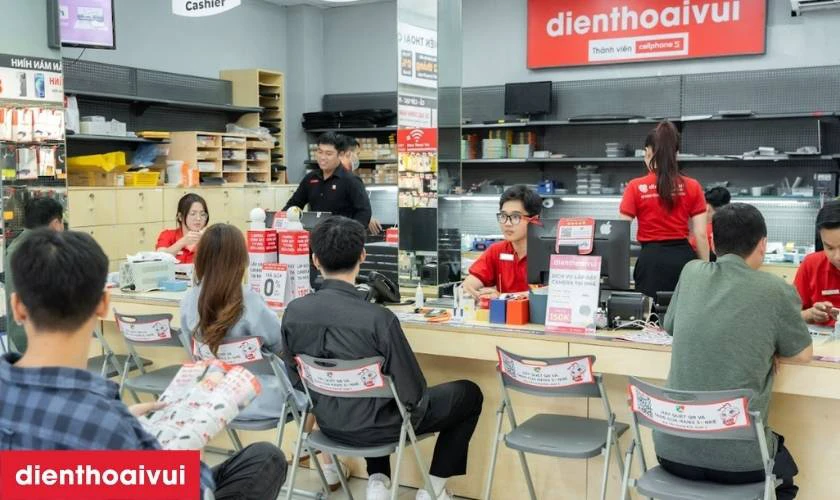 Tiếp nhận thiết bị bị hỏng kính