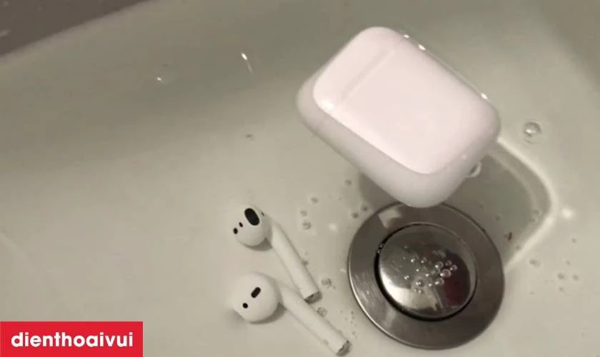 Nguyên nhân hộp đựng tai nghe AirPods bị hỏng