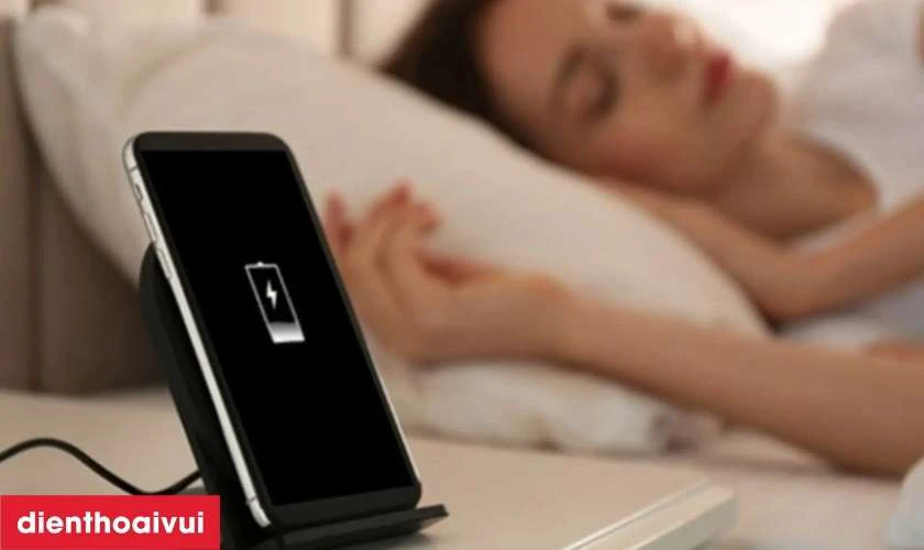 Nguy&ecirc;n nh&acirc;n khiến IC sạc iPhone XS bị hư hỏng