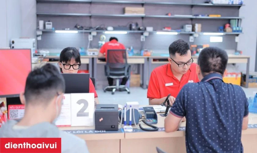 Địa chỉ thay kính cảm ứng iPad Air 1 chính hãng, lấy liền tại Điện Thoại Vui